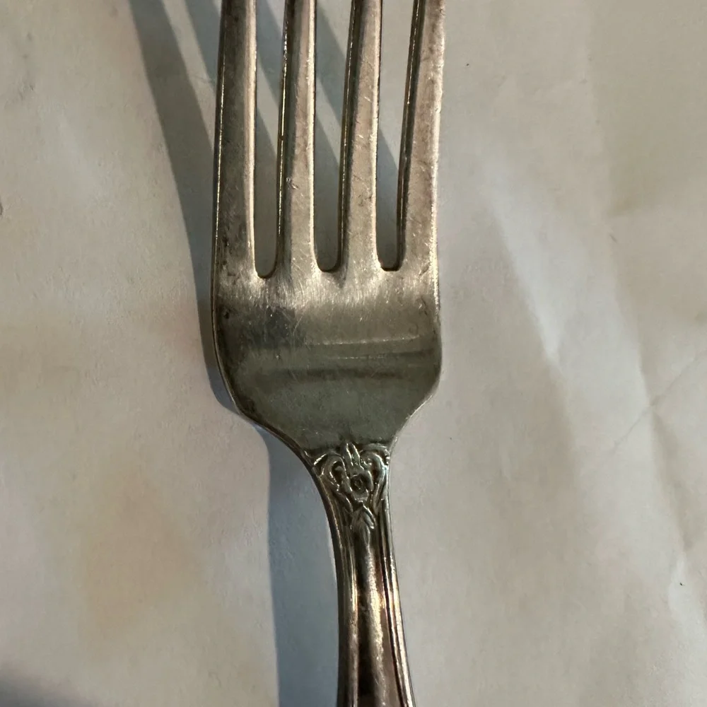 Vintage “1847 Rogers Bros. IS Grand Heritage” Silver Plate Baby Fork -great Cond